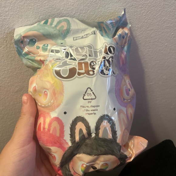 Labubu BIE Happiness - Picture 4 of 4